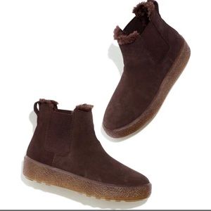 Toasty Chelsea Boot